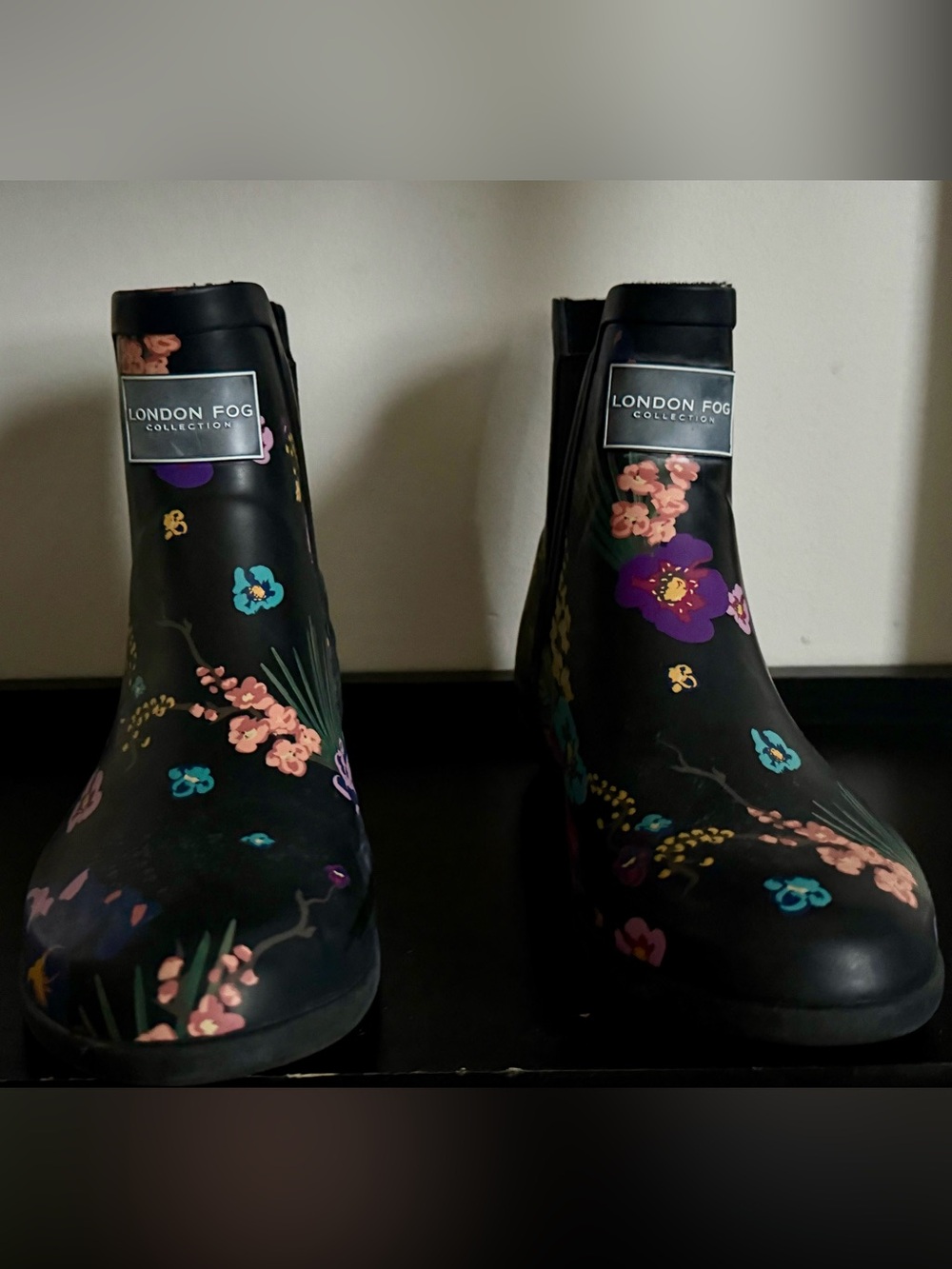 London Fog Black Floral Short Rain Boots